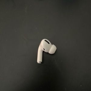 Left Airpod Pro